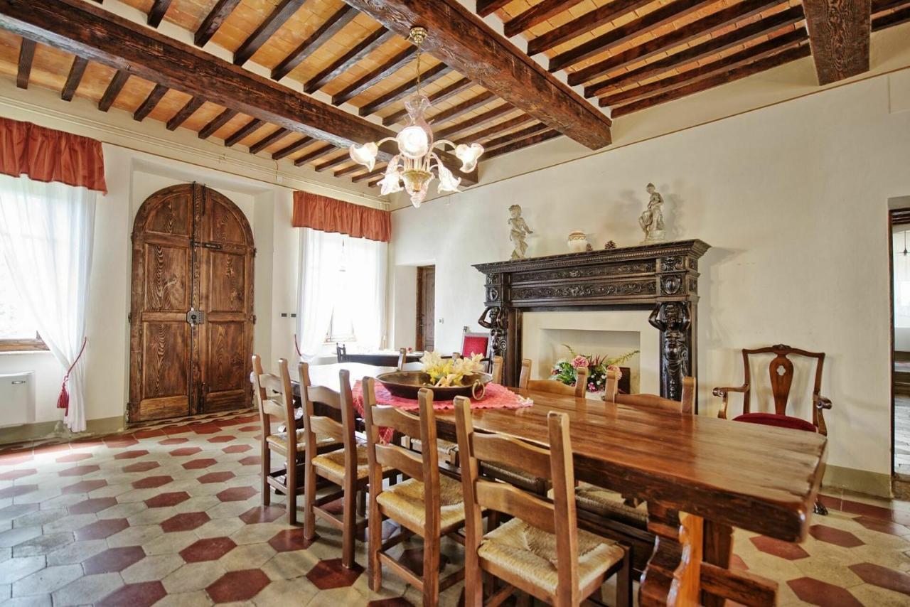 Villa Capolona By Posarellivillas Calbenzano Bagian luar foto