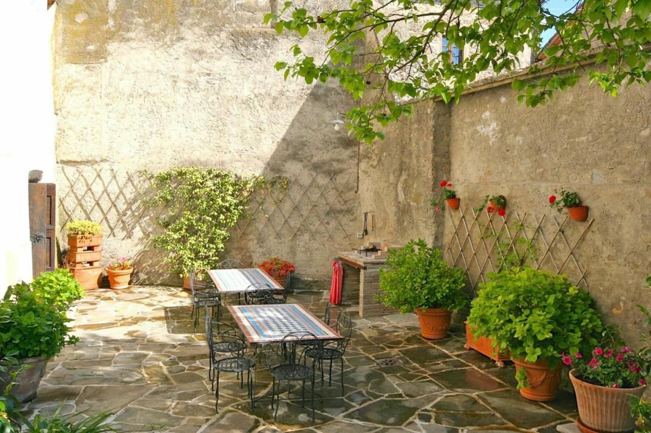 Villa Capolona By Posarellivillas Calbenzano Bagian luar foto