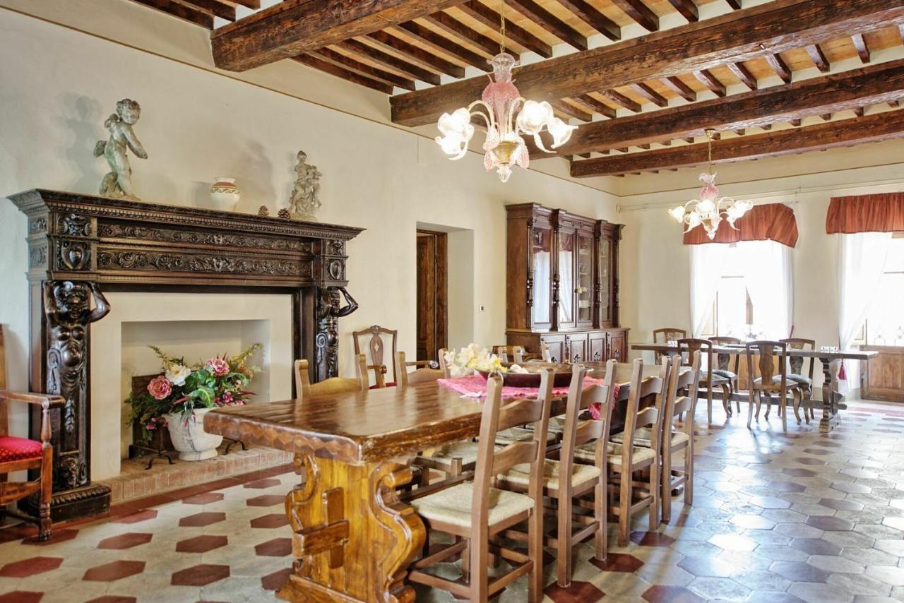 Villa Capolona By Posarellivillas Calbenzano Bagian luar foto