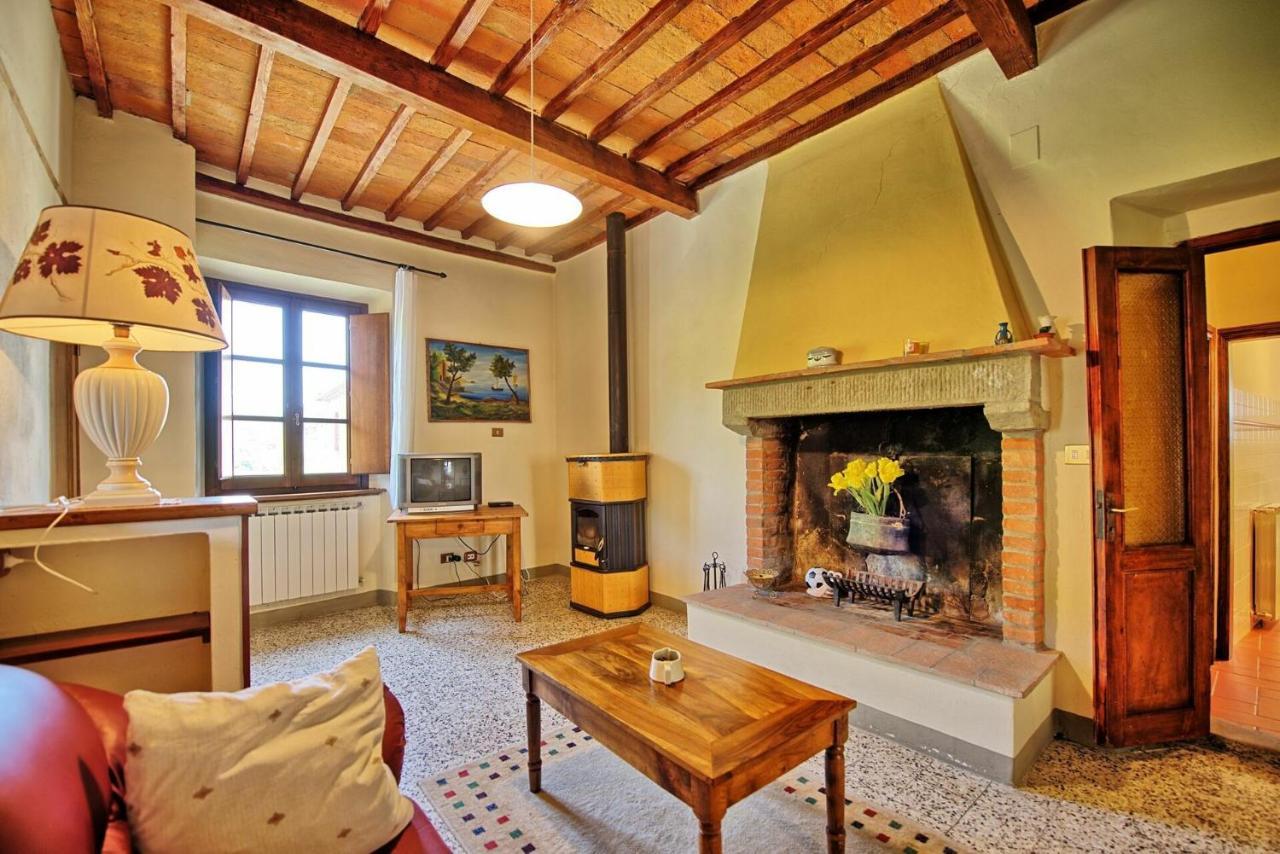 Villa Capolona By Posarellivillas Calbenzano Bagian luar foto
